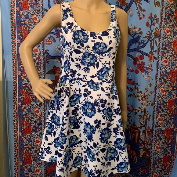 H&M Spring Dress - Picture 1 of 1